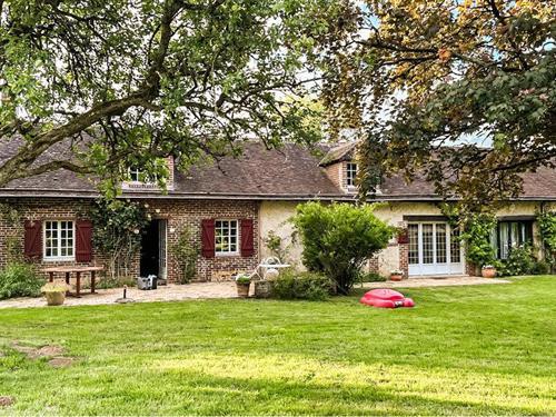 Feriehus - 9 personer -  - Le Coudray - 41170 - Beauchene