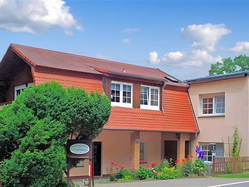 Ferienhaus - 3 Personen -  - Bölkower Chaussee - 18276 - Mühl Rosin