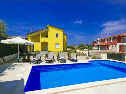 Holiday apartment - 4 persons -  - Ulica Dorina - 52460 - Buje