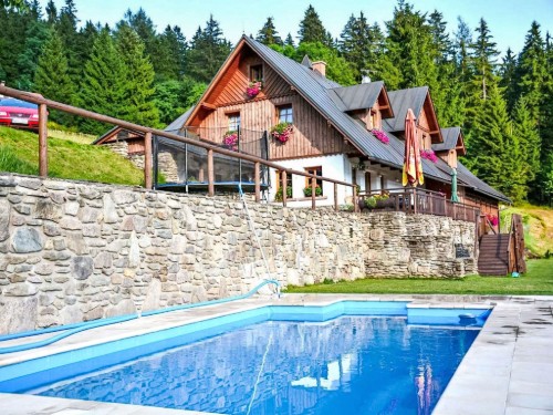 Sommerhus - 24 personer -  - Strážné - 543 52