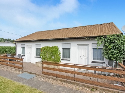 Fritidshus - 5 personer -  - Boddenweg - 17509 - Gahlkow