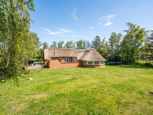 Sommerhus - 12 personer -  - Trifoliumvej - Marielyst - 4873 - Væggerløse
