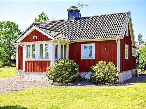 Holiday Home/Apartment - 6 persons -  - Drag - Drag/Kalmar - 39594 - Rockneby