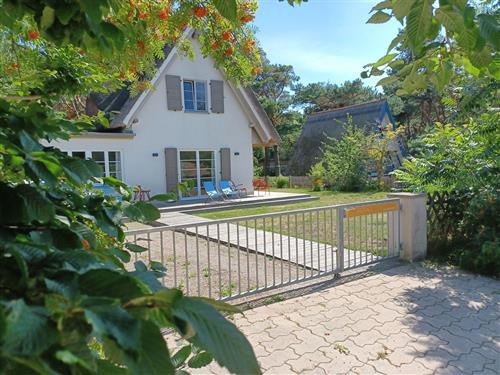 Ferienhaus - 4 Personen -  - An der Nebelstation - 18347 - Wustrow