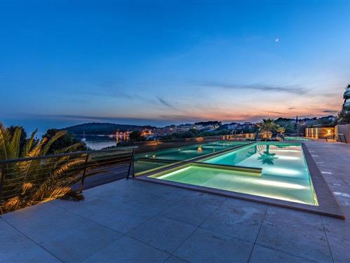 Holiday apartment - 5 persons -  - Strane - 52100 - Banjole