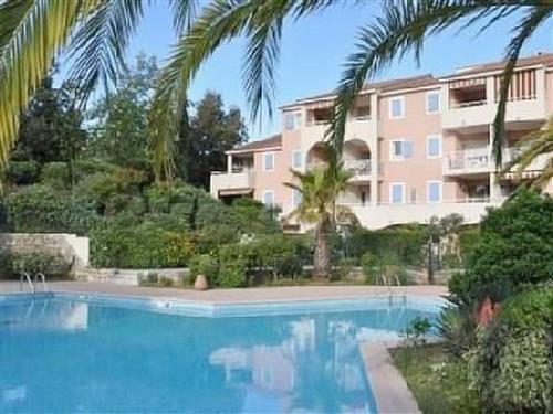 Holiday apartment - 4 persons -  - La Croix-Valmer - 83420