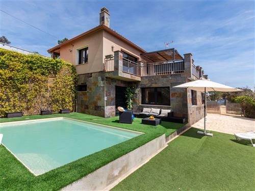 Holiday home - 8 persons -  - Lloret De Mar - 17310