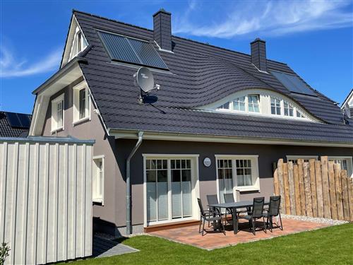 Holiday Home/Apartment - 7 persons -  - Wiesenstraße - 18374 - Zingst / Ostseebad Zingst