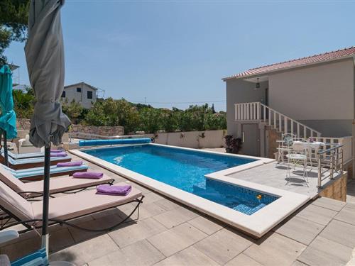 Holiday home - 10 persons -  - Put Lokve - Solta-Maslinica - 21430 - Maslinica