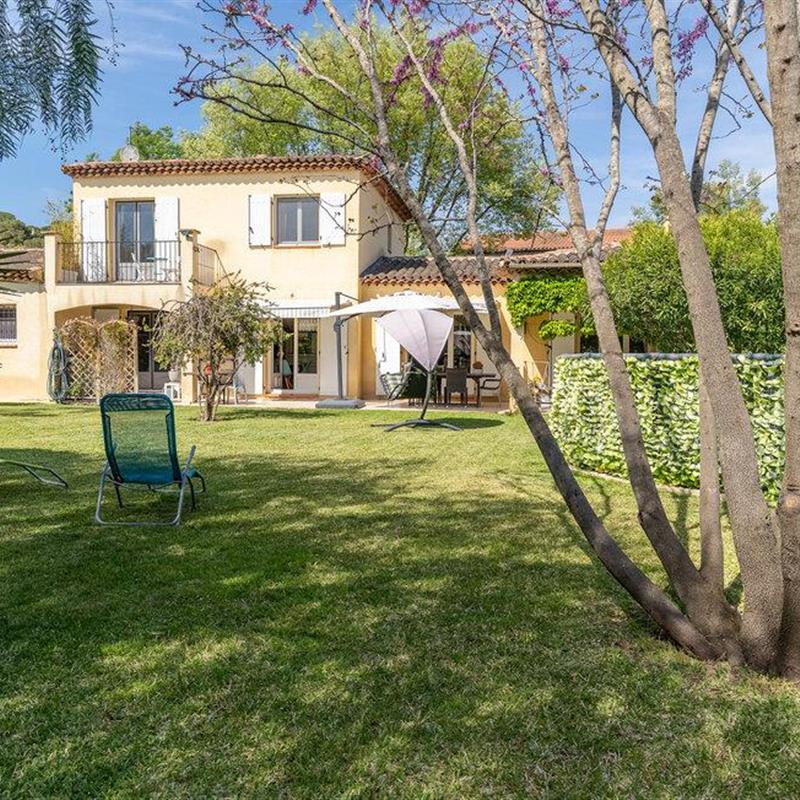 Sommerhus - 8 personer -  - Chemin de la Lauve - Saint Raphael - 83700 - Saint-Raphaël