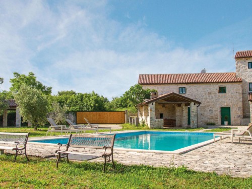 Holiday home - 10 persons -  - 52207 - Pula/Manjadvorci