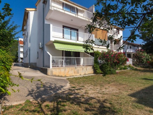 Holiday apartment - 2 persons -  - Ulica Augusta Cesarca - 51521 - Punat