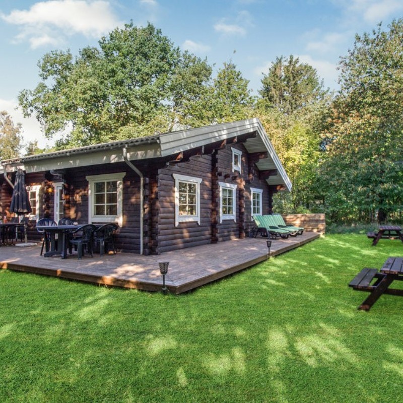 Sommerhus - 8 personer -  - Holmegårdsvej - Sorthat - 3700 - Rønne