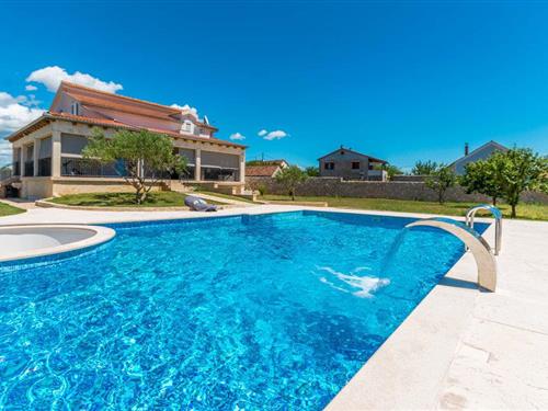 Holiday home - 7 persons -  - Luzine - Biograd-Gornje Rastane - 23207 - Gornje Rastane