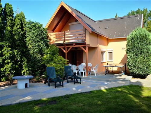 Holiday Home/Apartment - 6 persons -  - Balatonfenyves - 8640
