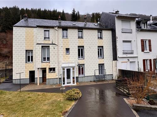 Holiday apartment - 3 persons -  - 63240 - Mont-Dore