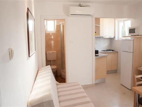 Holiday Home/Apartment - 4 persons -  - 22242 - Jezera