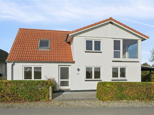 Holiday home - 6 persons -  - Snøde Bygade - 5953 - Tranekær