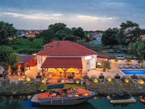 Sommerhus - 8 personer -  - Ilirska - 23232 - Nin