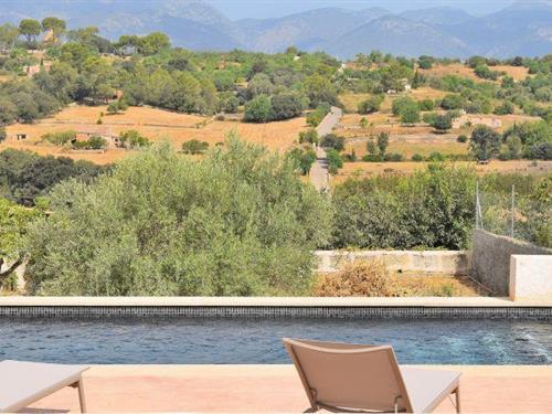 Holiday home - 10 persons -  - 07430 - Llubi