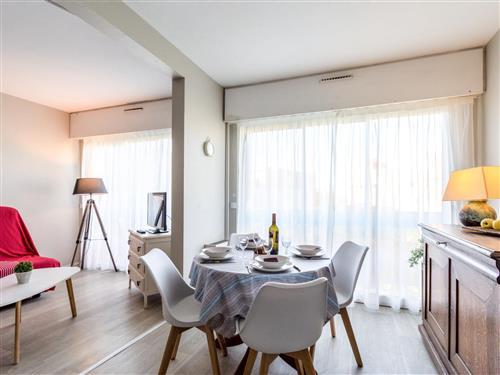 Holiday apartment - 4 persons -  - Sainte Maxime - 83120