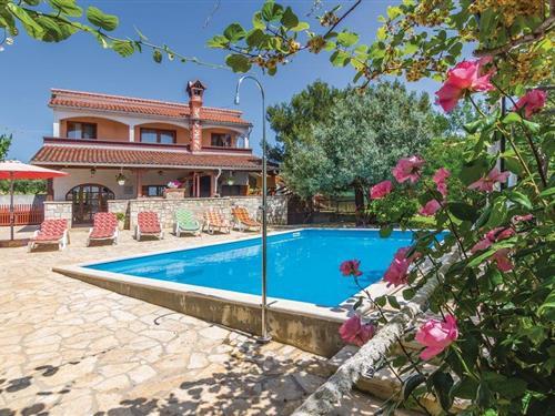 Holiday home - 6 persons -  - Fazanska cesta - 52215 - Vodnjan