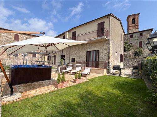 Ferielejlighed - 5 personer -  - Vicolo del Falco - Perugia - 06134 - Civitella Benazzone