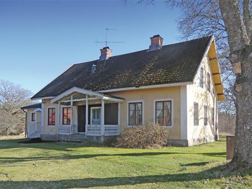 Holiday Home/Apartment - 5 persons -  - Hässleås - Fågelfors - 579 92 - Högsby
