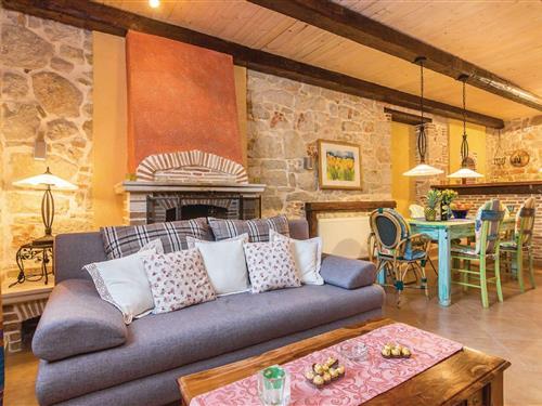 Holiday home - 6 persons -  - 52450 - Vrsar