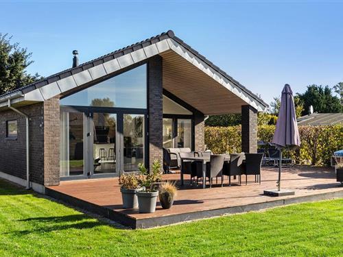 Holiday home - 8 persons -  - Mågevænget - Hasmark - 5450 - Otterup