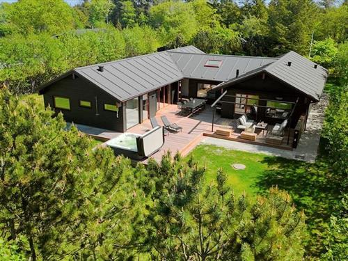 Sommerhus - 10 personer -  - Lyngsletten - 6857 - Blåvand