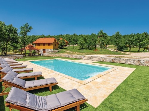 Holiday home - 8 persons -  - Krs - Lika-Perusic - 53202 - Perusic