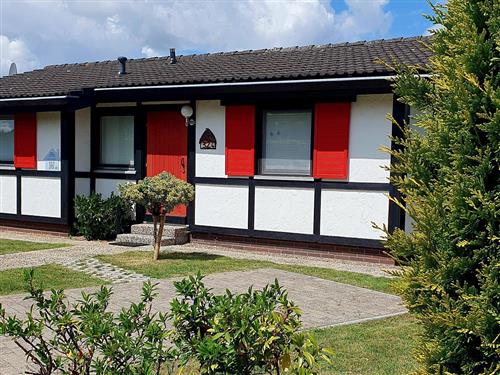 Holiday Home/Apartment - 5 persons -  - Marschenring - 26969 - Butjadingen / Burhave