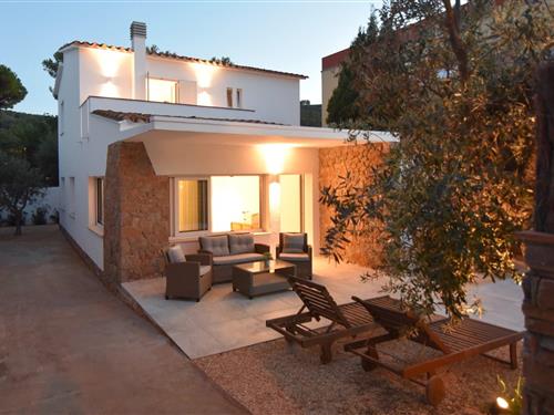 Villa - 4 persons -  - 17130 - L'escala