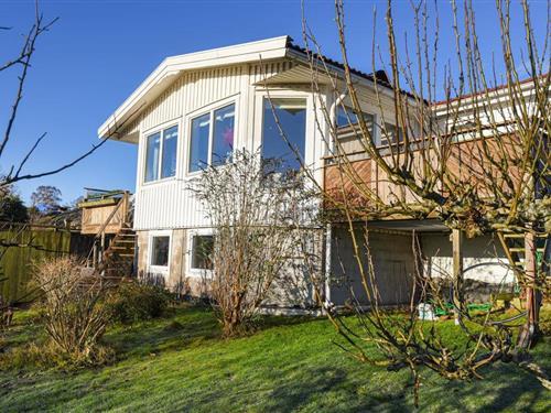 Sommerhus - 9 personer -  - Berga Strand - Hakenäset/Tjörn - 471 71 - Hakenäset