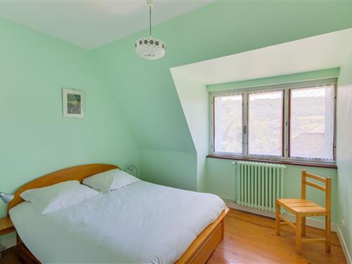 Sommerhus - 6 personer -  - 15800 - Vic-Sur-Cère