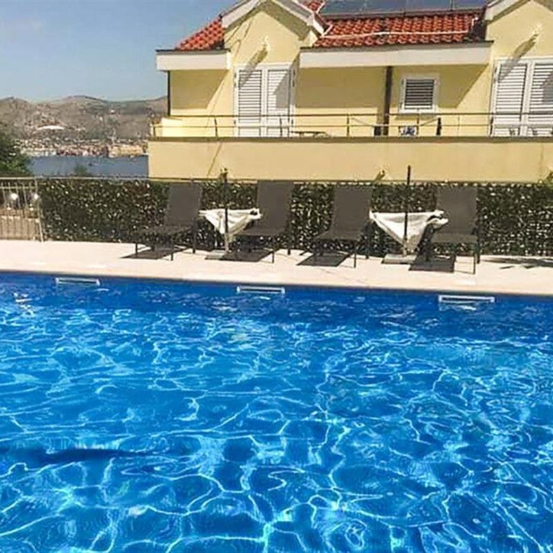 Ferielejlighed - 2 personer -  - Planikovica V/ - Ciovo-Okrug Gornji - 21223 - Okrug Gornji