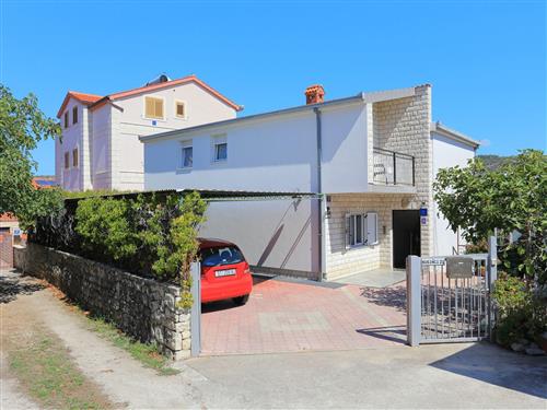 Holiday apartment - 5 persons -  - Bušinci 21, Bušinci - 21223 - Okrug Gornji