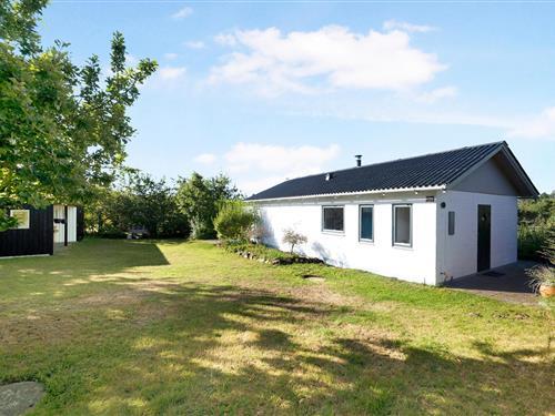 Holiday Home/Apartment - 5 persons -  - Lærkelundsvej - Øer - 8400 - Ebeltoft