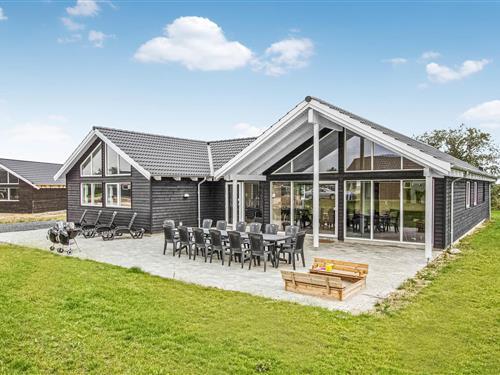 Sommerhus - 16 personer -  - Strandbakken - Skåstrup - 5400 - Bogense