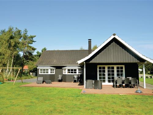 Holiday Home/Apartment - 8 persons -  - Bæverstien - Marielyst - 4873 - Væggerløse