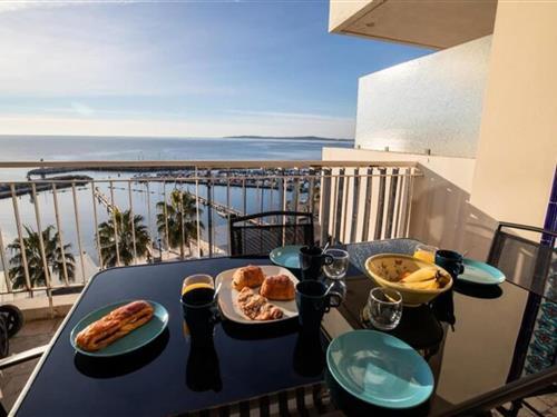 Holiday Home/Apartment - 4 persons -  - 06400 - Cannes