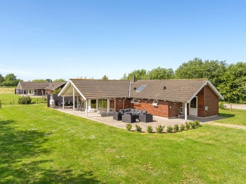 Holiday home - 12 persons -  - Blommestien - Marielyst - 4872 - Idestrup