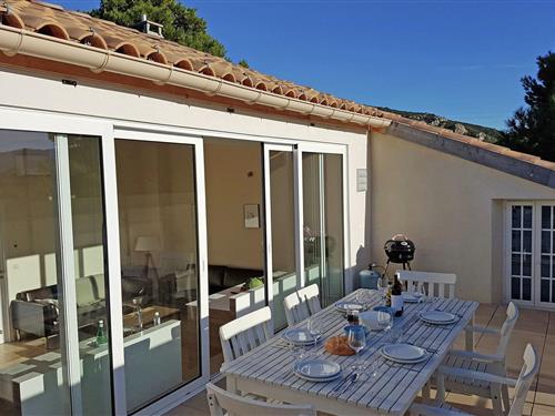 Holiday Home/Apartment - 6 persons -  - 11360 - Villesèque-Des-Corbières