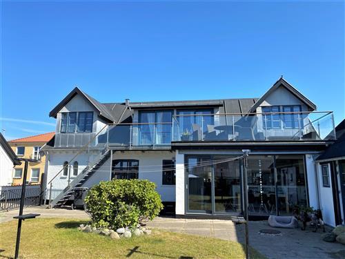 Holiday Home/Apartment - 10 persons -  - Hjørringgade - Hirtshals By - 9850 - Hirtshals