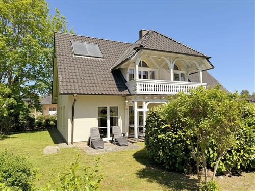 Holiday Home/Apartment - 4 persons -  - Am Aalkaten - 18586 - Baabe (Ostseebad)