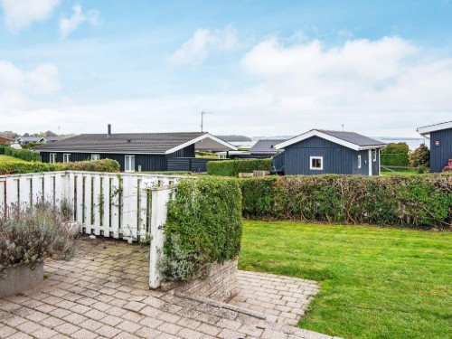 Sommerhus - 4 personer -  - Toplærkevej - Følle Strand - 8410 - Rønde
