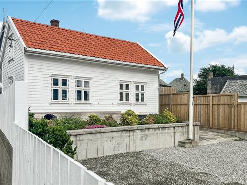 Sommerhus - 5 personer -  - Djupaskarvegen - 5527 - Haugesund