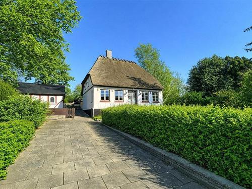 Sommerhus - 8 personer -  - Nyrøjsvej - Lavensby - 6430 - Nordborg