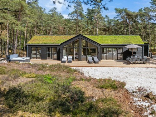Sommerhus - 10 personer -  - Skovsangervej - Dueodde - 3730 - Nexø